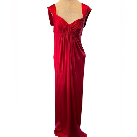 Absolutely gorgeous y2k vintage
BCBGMAXAZRIA dress - Picture 1 of 7
